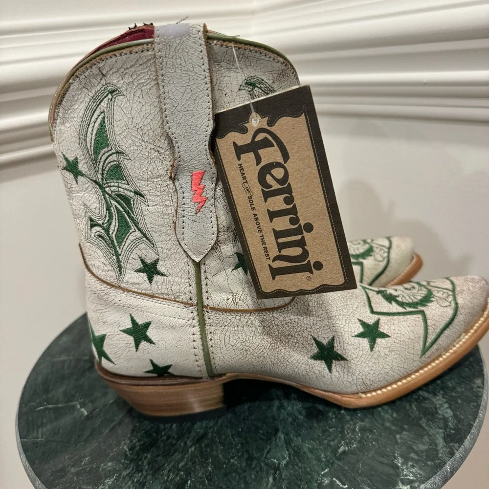 FERRINI | White Leather Dragon Star Bootie Size 8B